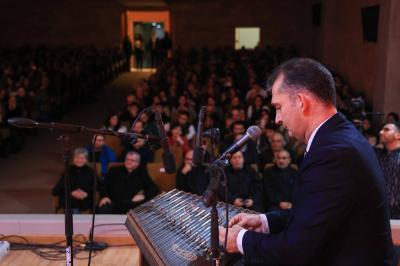Hiyaf Yassin Shines in Melody at Antoine University Stage