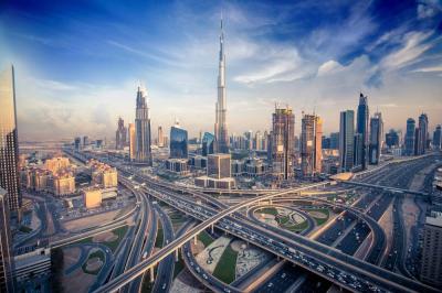 UAE Economy Grows by 4.3% in Q4 2023