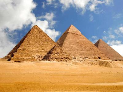 Title: Egypt Comments on News of Major Discovery Near the Great Pyramid
