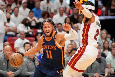 Butler and Adebayo Lead Heat to 3-1 Lead over Knicks in Playoffs
