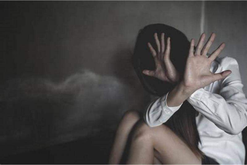Father Accused of Harassing His Daughter in Bent Jbeil