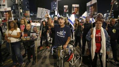 Title: Protests in Tel Aviv Demand Immediate Exchange Deal