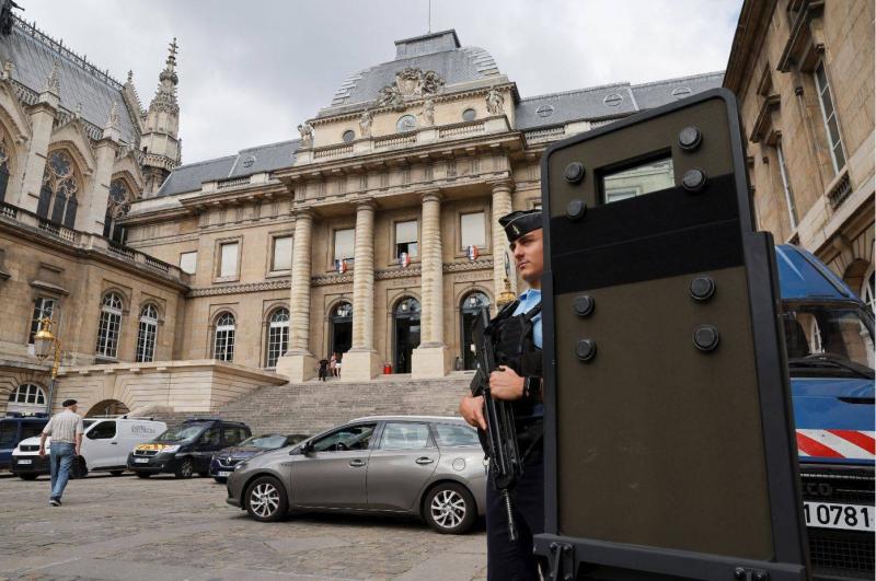Life Imprisonment for 3 Syrian Officials in France for Crimes Against Humanity