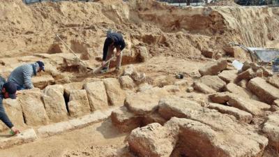 Gaza... Discovery of 125 Roman-era Tombs and Two Rare Lead Coffins