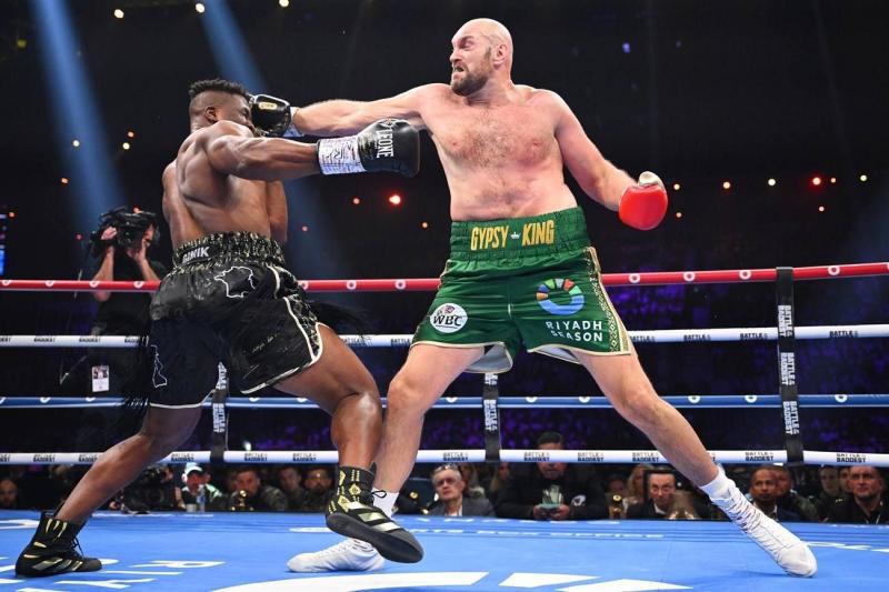 Title: Usyk Triumphs Over Fury in 