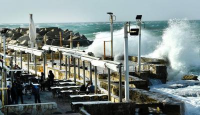 Storm "Hayan": Heavy Rain and Snow Approaching 700 Meters!