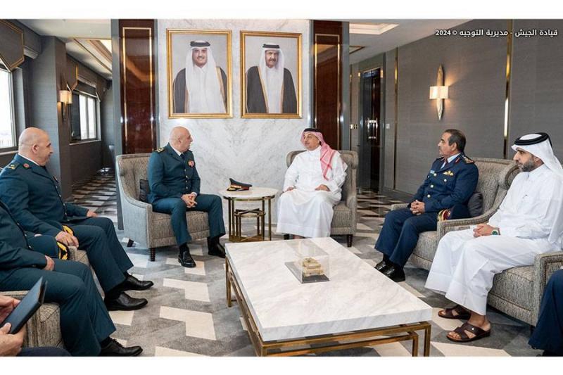 Army Commander Presents Military Institution Difficulties to Qatari Defense Minister