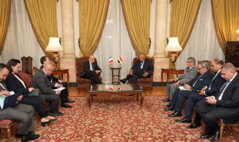 Shukri Meets Le Drian: Regional Crisis Highlights the Importance of Ending Presidential Vacuum in Lebanon