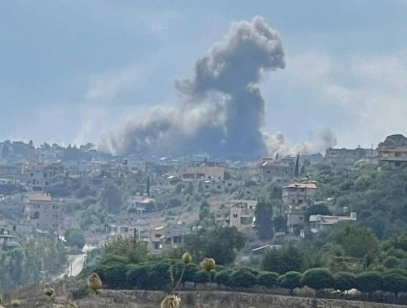 Title: House Hit in Metula by Rocket from Lebanon