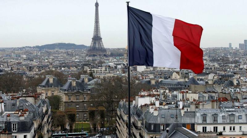 France Sends Envoy to Putin's Inauguration While Berlin Boycotts