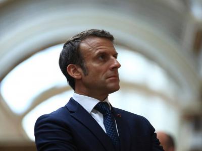 Macron: Dialogue with Russia Must Continue