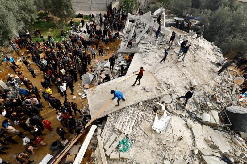The Guardian: Israel on the Verge of Accepting a 6-Week Ceasefire