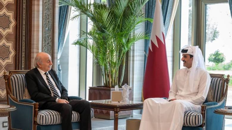 Title: Jumblatt Discusses Regional Developments with Emir of Qatar