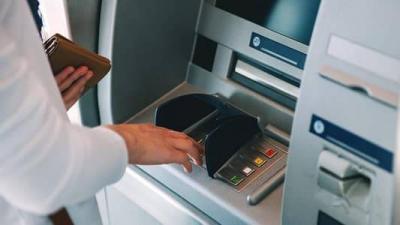 Bank Strike Continues Amid Rapid Lira Collapse