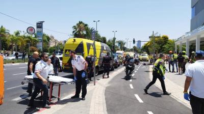 Tel Aviv: Ramming and Stabbing Incident Injures Several