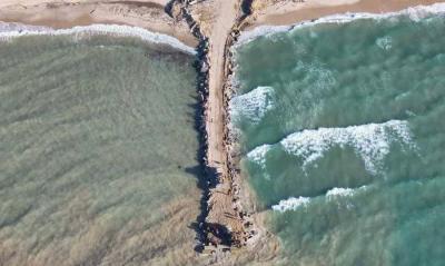 Severe Waves Damaged 4 US Ships at Gaza Dock
