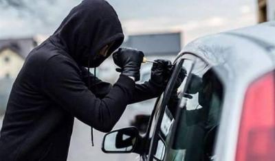 تفكيك عصابة تدير عمليات سرقة