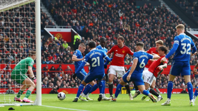 Manchester United Wins Against Everton and Returns to Winning Ways