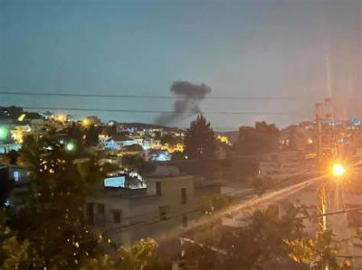 Israeli Airstrike Targets House in Yaron