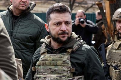 Zelensky Meets Military Leaders in Kharkiv