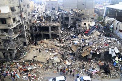 Israeli Forces in the Heart of Gaza as Hamas Affirms Ongoing Resistance