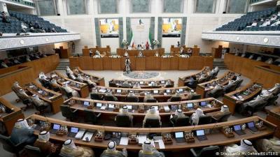 Kuwait Approves Budget with a Deficit of Nearly 7 Billion Dinars