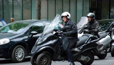 Motorcycle Sold at Auction... Used by Hollande to Sneak Out to Meet His Mistress