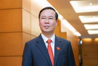 Vietnam's President Announces Resignation