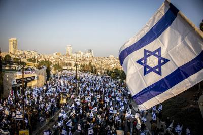 Demonstrations in Tel Aviv Against Netanyahu's Government and Arrest of 5