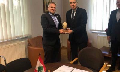 Lebanese Embassy in Berlin Receives the Ashmoun Head