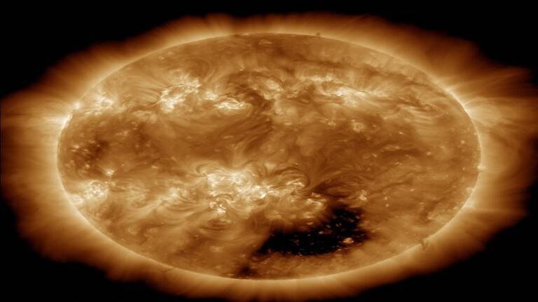 Strong Magnetic Storm Approaching Earth Today