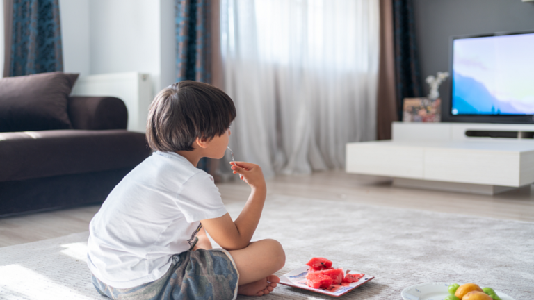 Warning to Parents: Consequences of Children Watching TV While Eating