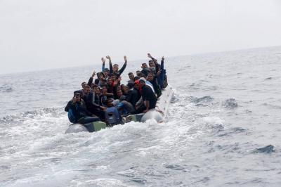 Hundreds of People Smuggled from Libya to Italy and Greece