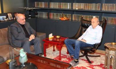 Jumblatt Discusses Developments with Iranian Ambassador