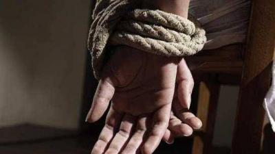 Title: Girl Steals Father’s Safe After Being Prevented from Marrying; State Security Arrests Her