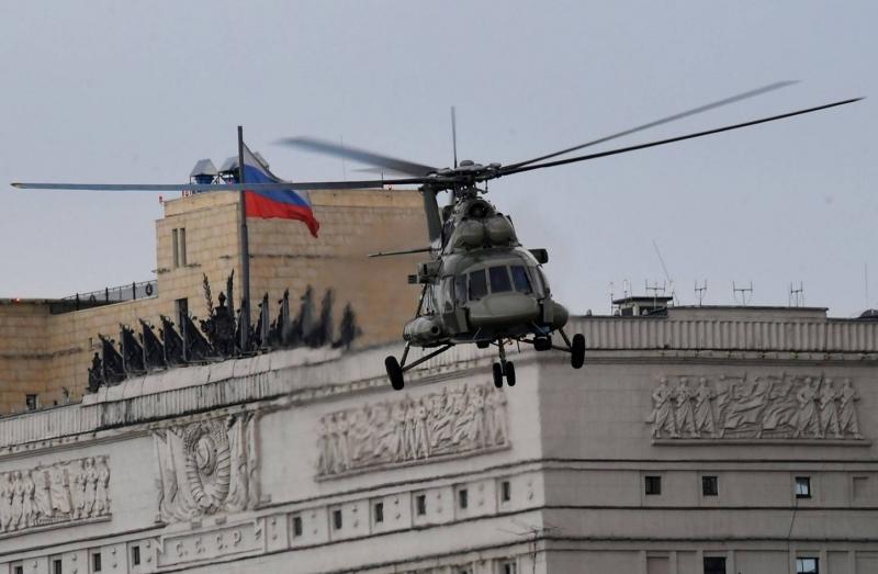 Russia Destroys Ukrainian Fighters at Mirgorod Airport