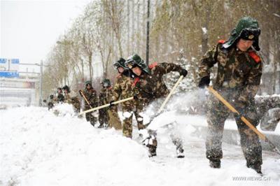 Snowstorms in Northern China Disrupt Flights and Close Schools
