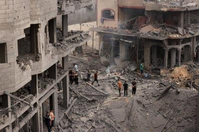 Intense Israeli Bombing on Gaza... Death Toll of Palestinians Rises to 9,227