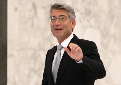 "On a Motorcycle".. A Message from the Minister of Energy! (Video)