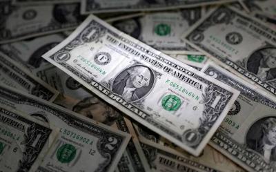 Dollar Stabilizes Ahead of Federal Reserve Meeting Minutes