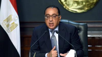 Egyptian Government Resigns to Sisi