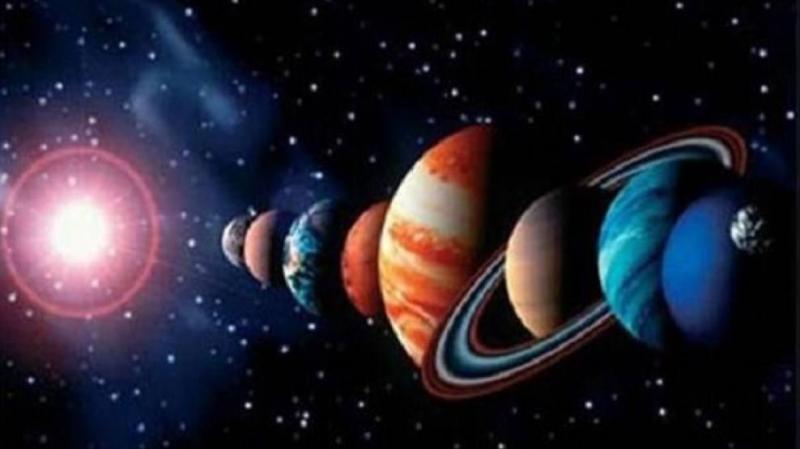 Astronomical Phenomena in the Coming Hours: Moon Conjunctions with Three Planets