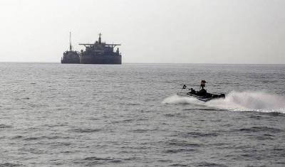 Iranian Boats Intercept Commercial Vessel in Iraqi Waters