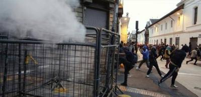 State of Emergency in Ecuador: TV Station Stormed, Explosions, Kidnappings, and Hostage Situations