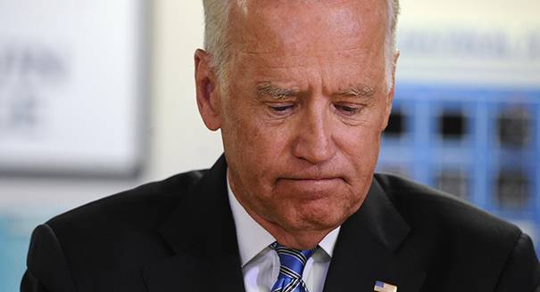 Biden Heads to Maui to Express Condolences to Fire Survivors