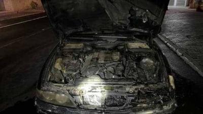 Title: Fire Inside a Car in Baalbek