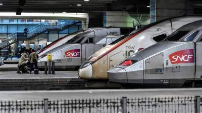 Title: When Will High-Speed Trains in Paris Resume Operations?