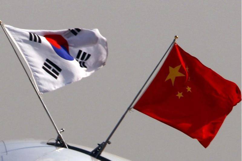 China Urges South Korea Not to Politicize Economic Issues