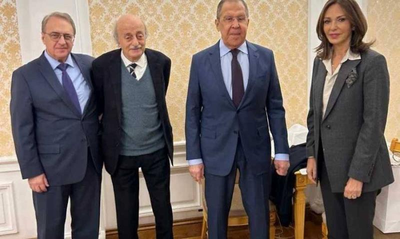 Moscow Emphasizes to Jumblatt the Need to End the Presidential Paralysis and Strengthen State Institutions