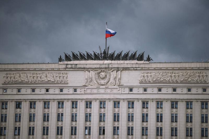 Russian Defense Shoots Down Drone Outside Moscow, Large Explosions Shake Luhansk